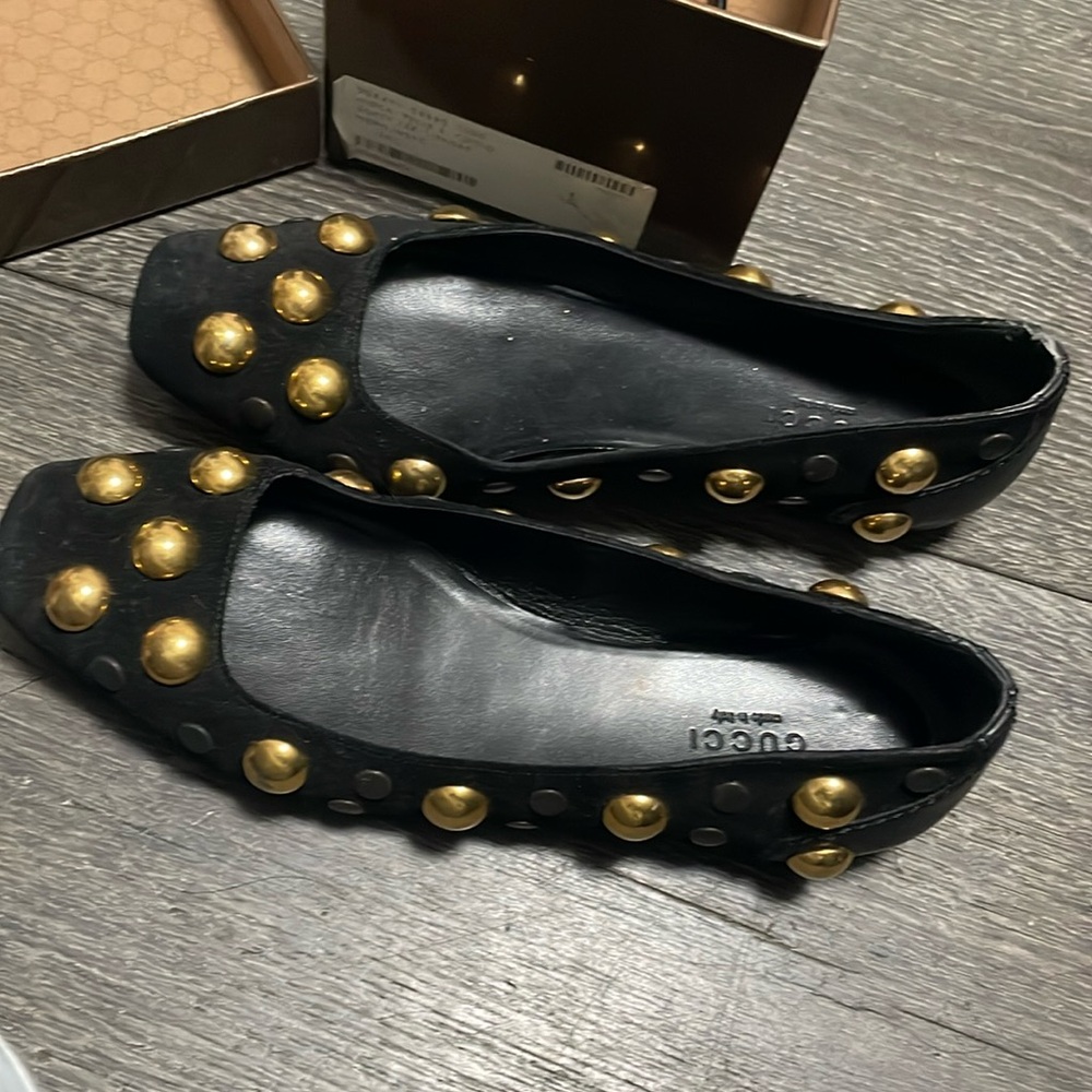 Gucci flats